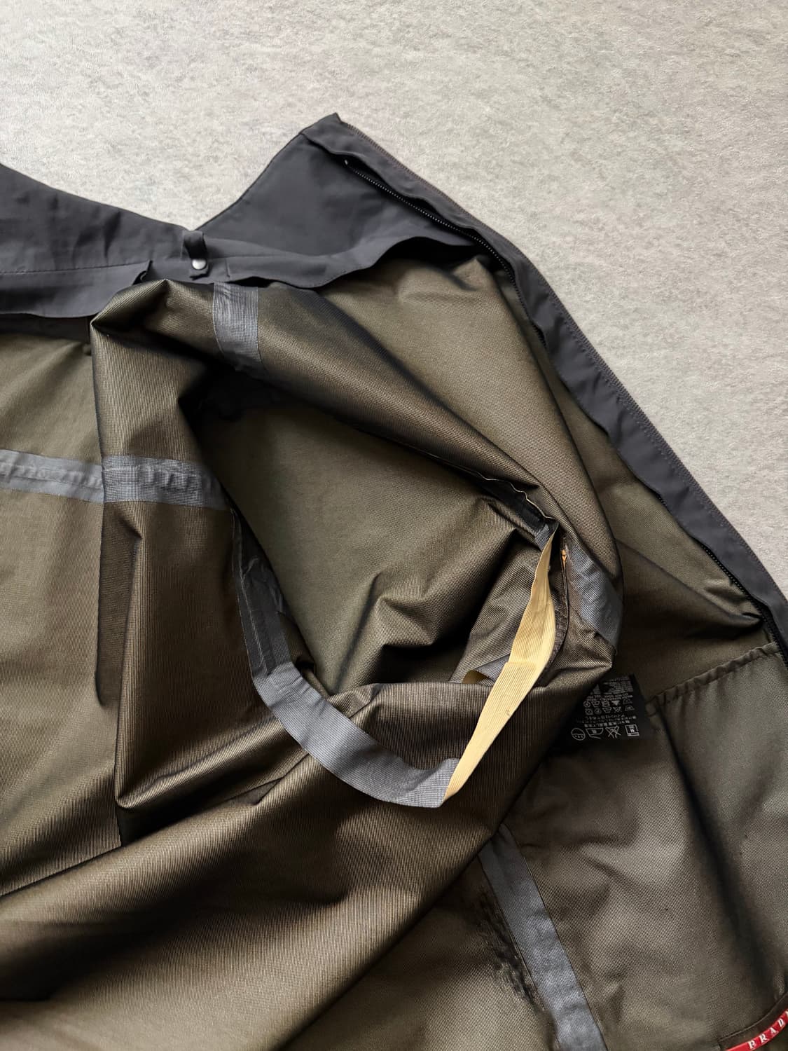 프라다 스포츠 레이어드 패딩 자켓 상품이미지8