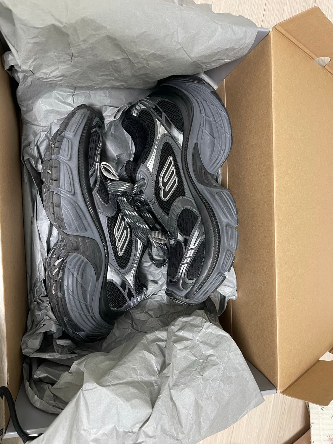 발렌시아가 6xl 블랙 40사이즈 상품이미지6