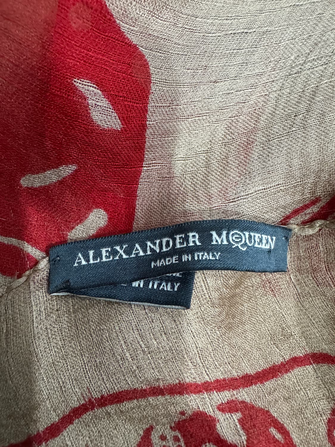 알렉산더 맥퀸 실크 스컬 스카프 정품 상품이미지4