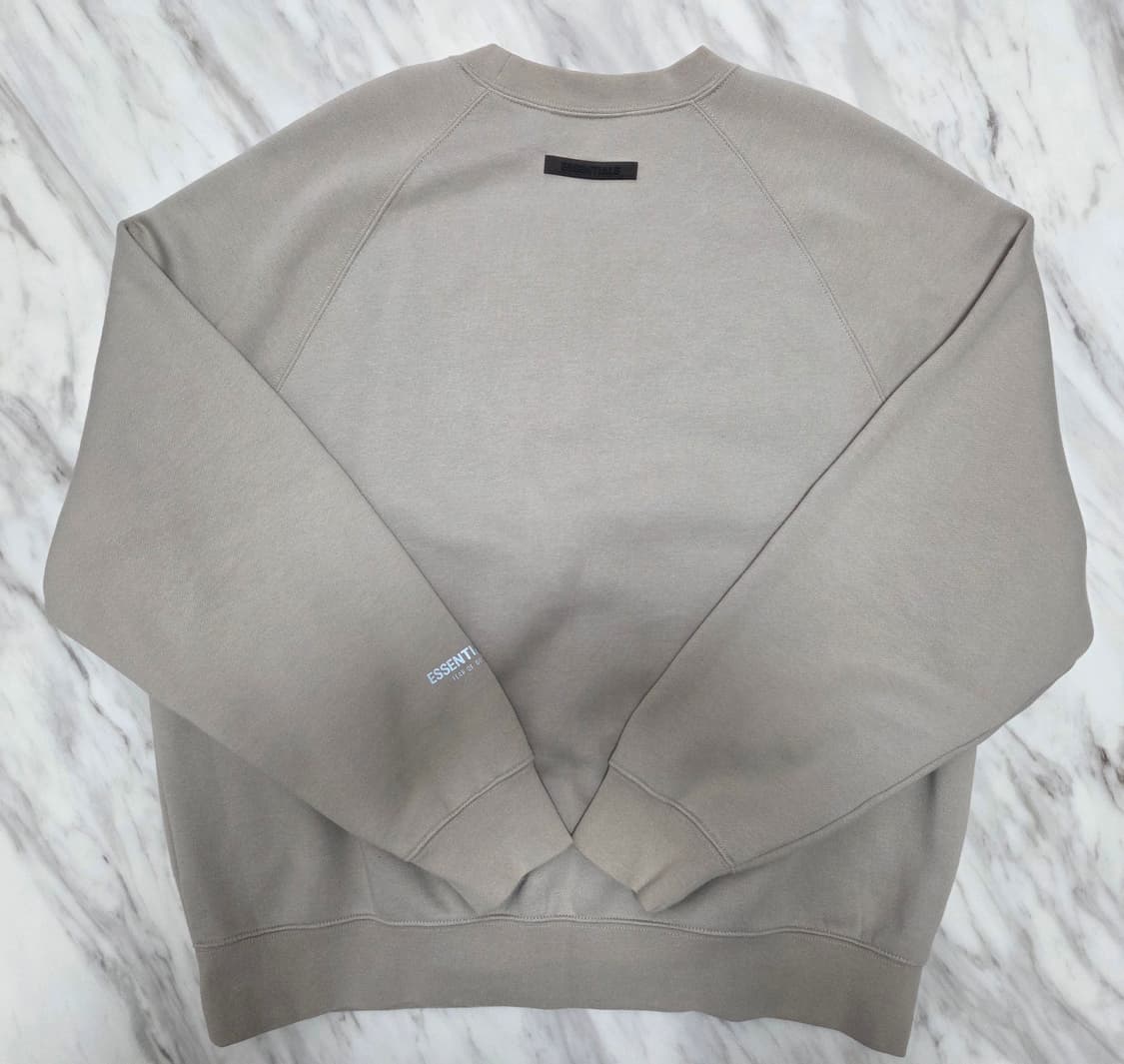 피오갓에센셜 크루넥 스웻셔츠  상품이미지2