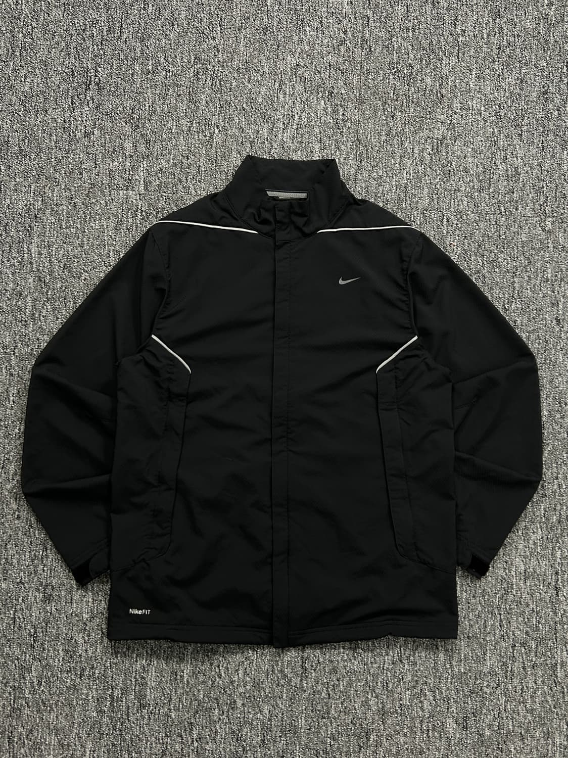 나이키 스우시 블랙 바람막이 L   상품이미지3