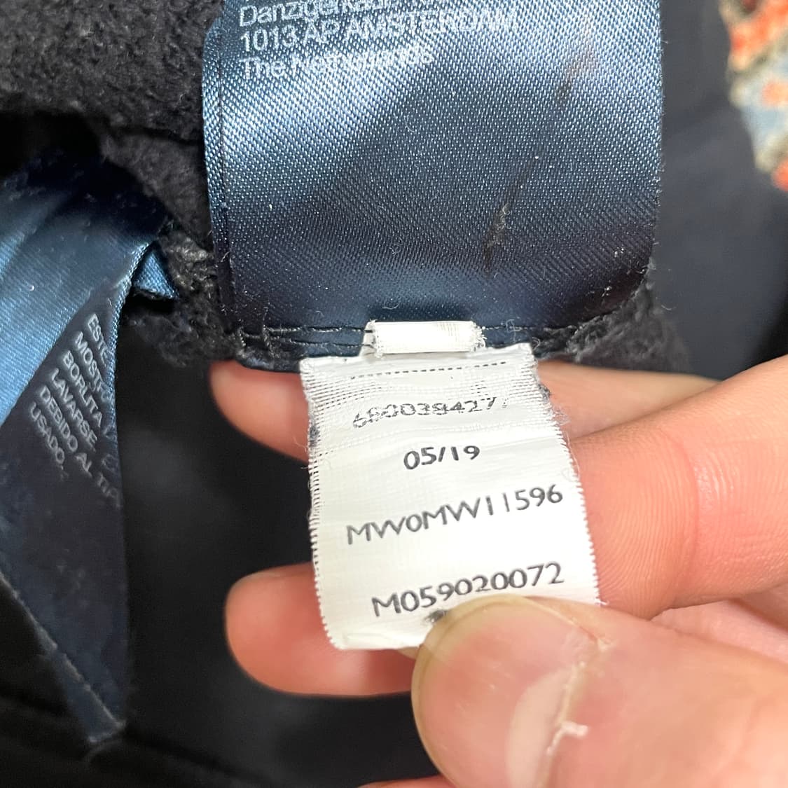 타미힐피거 스펠로고 블랙 기모 맨투맨 남성M 상품이미지7