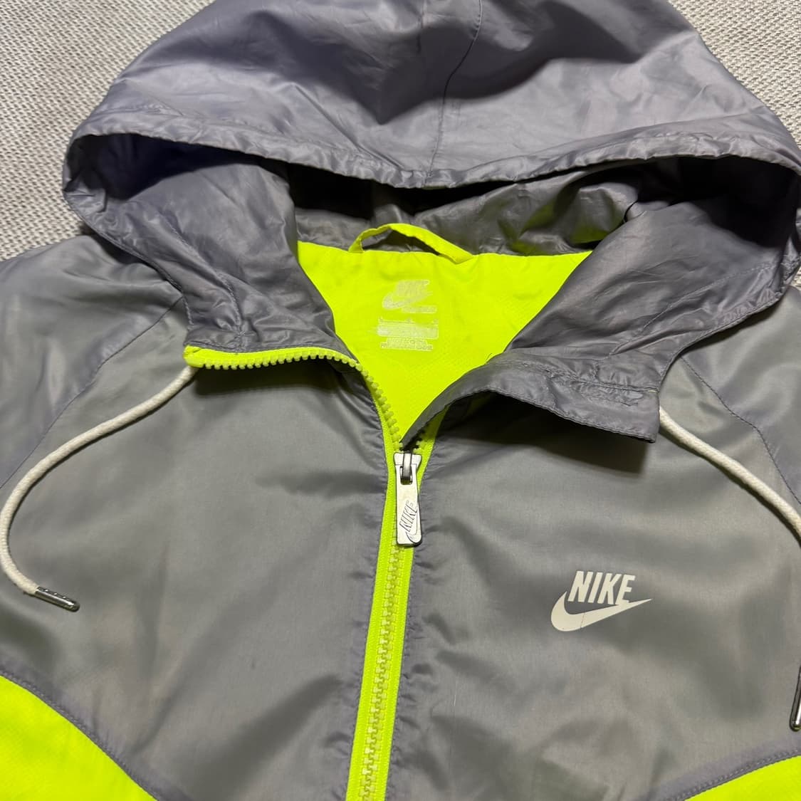 나이키 윈드러너 바람막이 상품이미지2