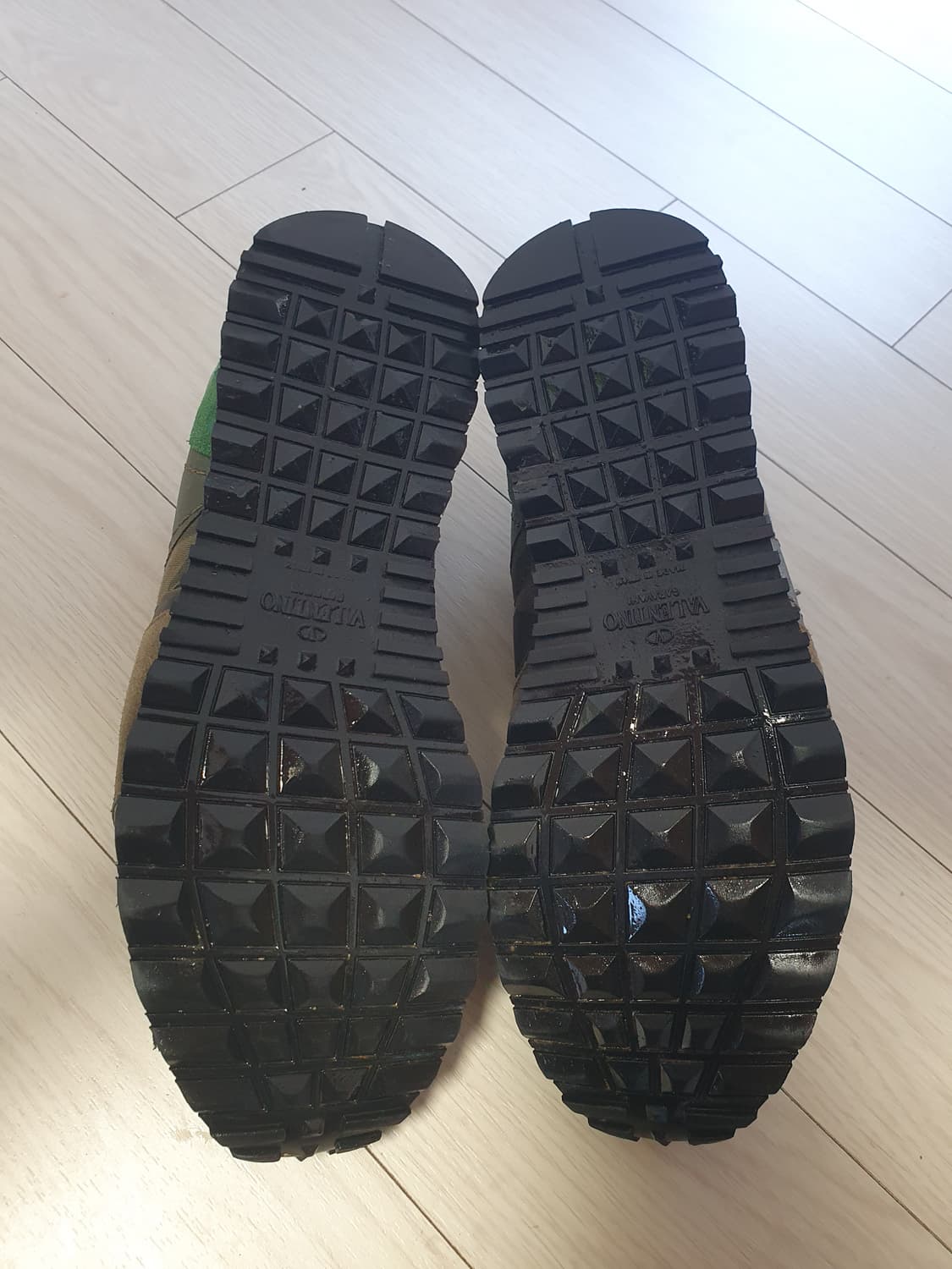 남250발렌티노스니커즈 상품이미지6