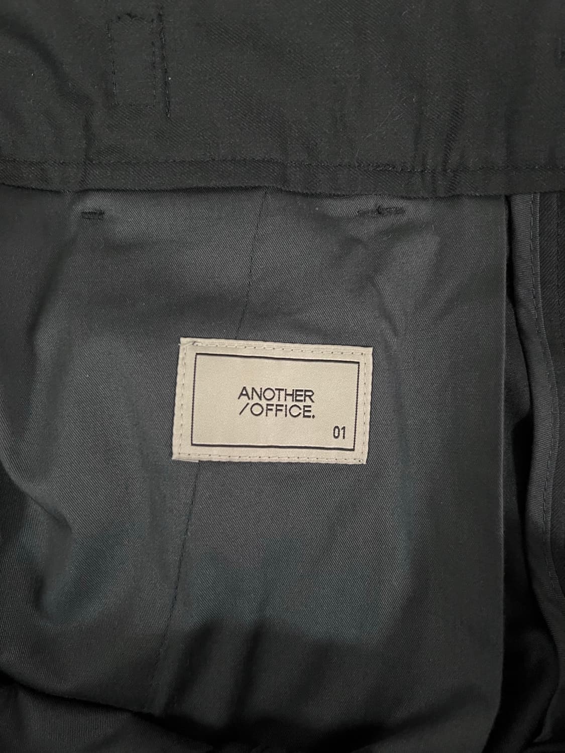 어나더 오피스 시그니쳐 산티아고 슬렉스(새상품) 상품이미지3