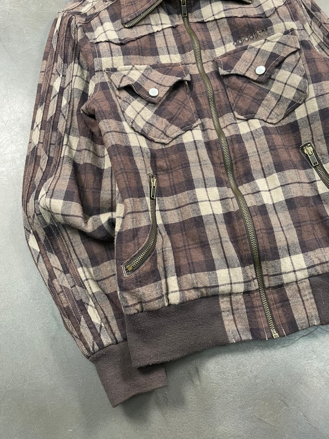 아디다스 타탄 체크 울 트랙 자켓 상품이미지3