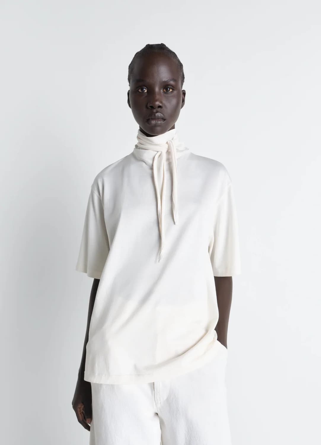 [XS,S,M]르메르 26ss FOULARD 스카프 티셔츠/라이트크림 상품이미지1