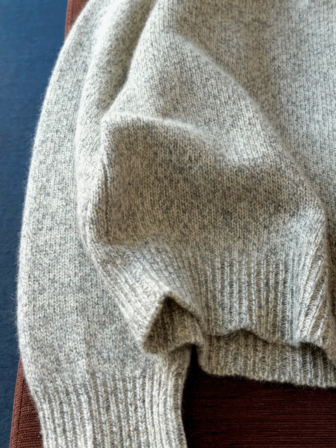 Patterned button neck heavy knit P/O 상품이미지3