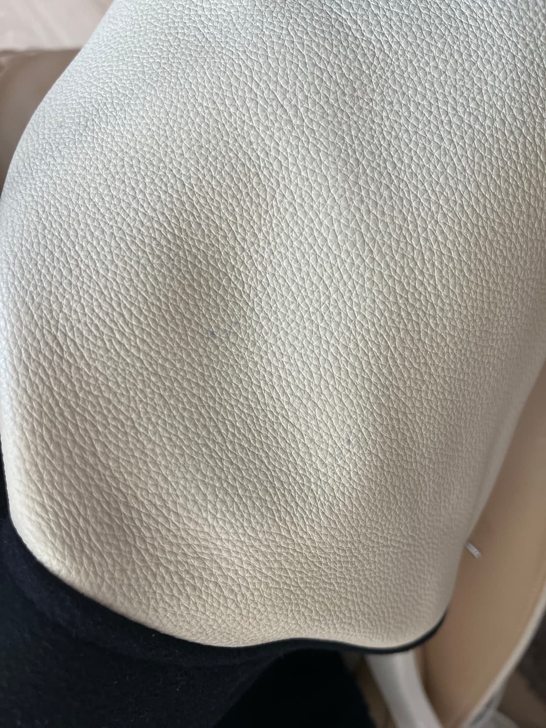 아웃스탠딩 바시티 자켓 팝니다. 상품이미지4