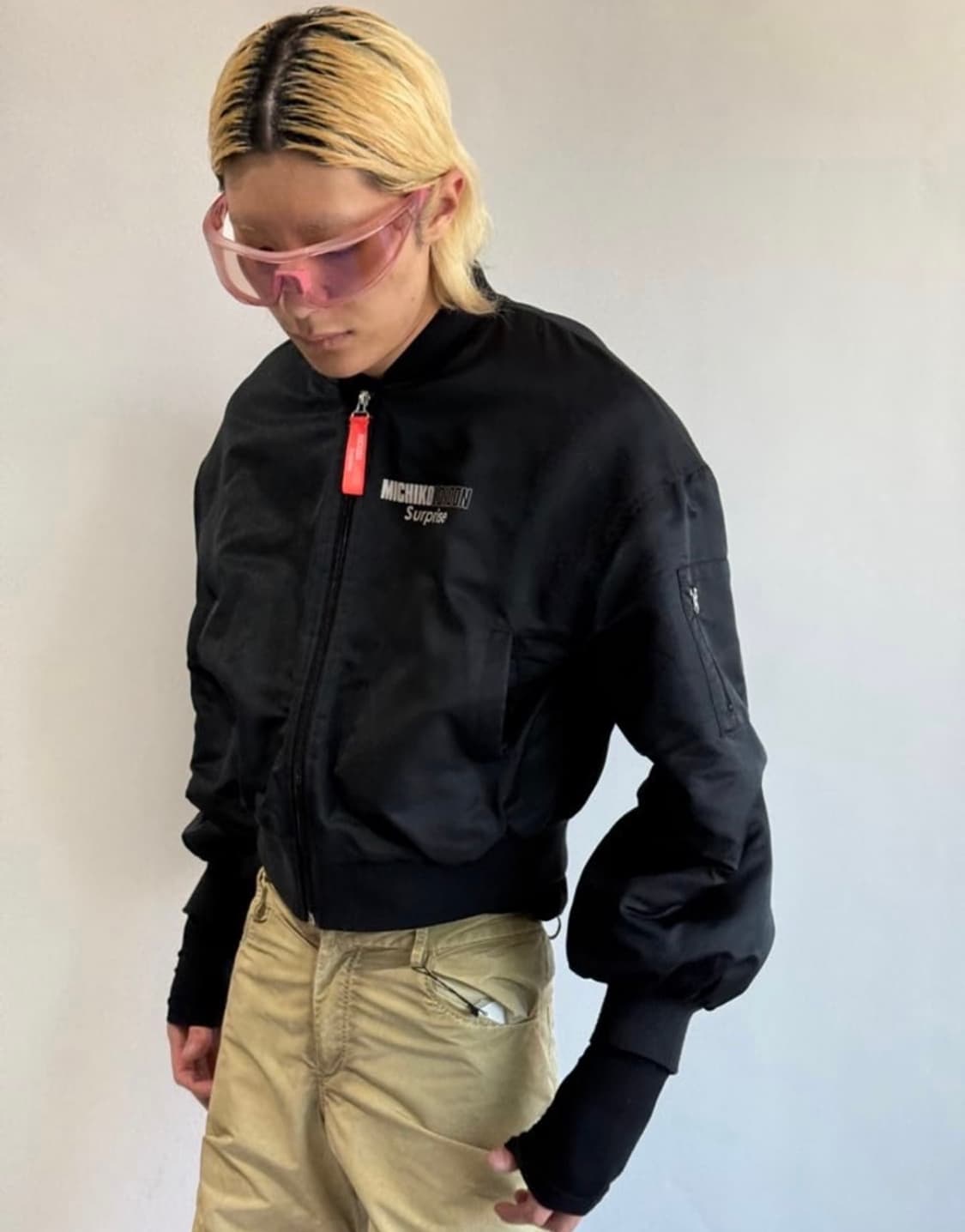 미치코 런던 크롭 봄버 자켓  상품이미지2