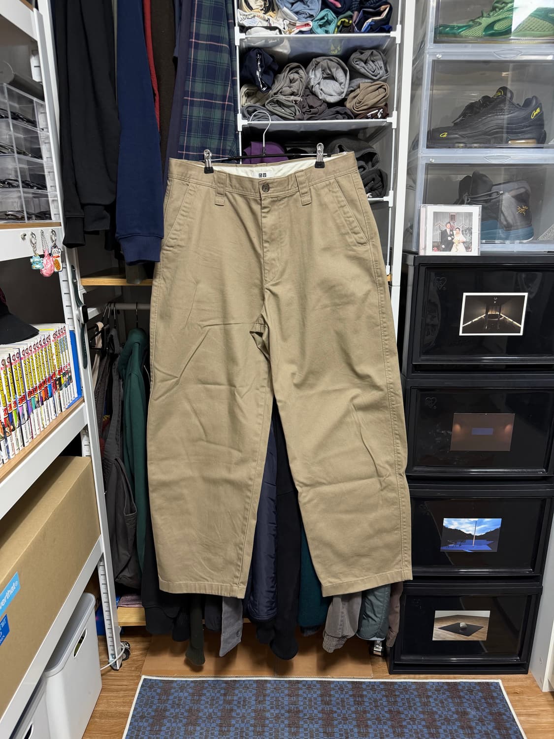 유니클로 와이드핏 치노팬츠 베이지 상품이미지1