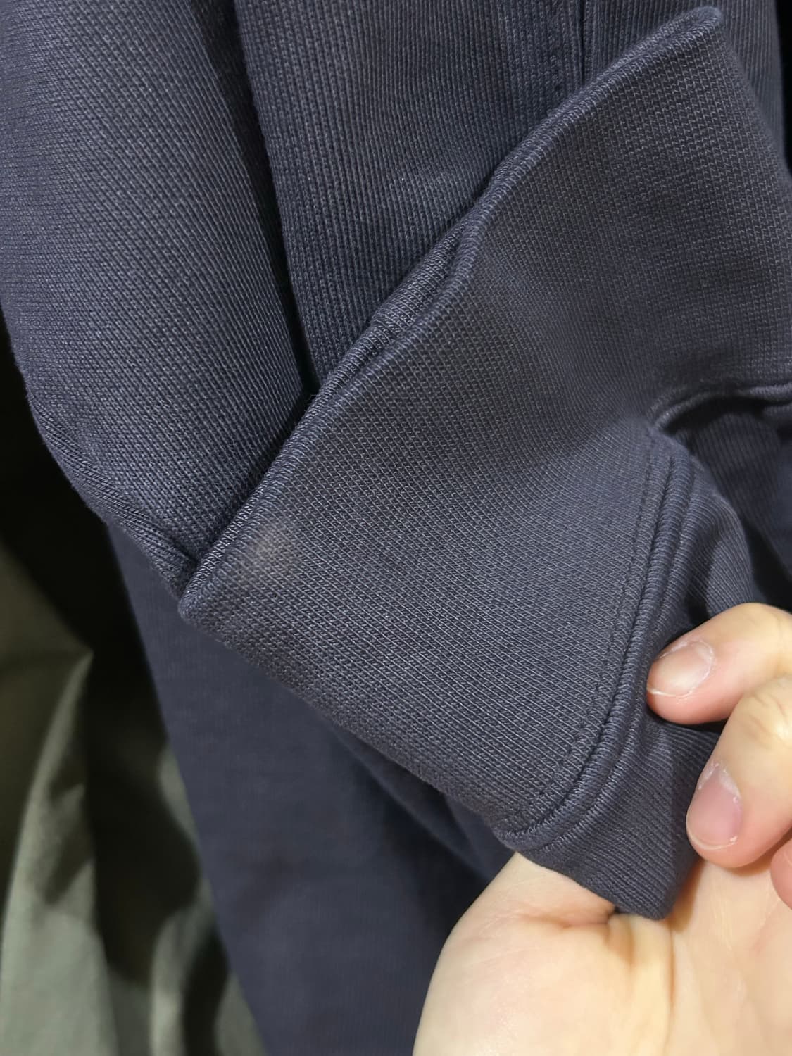 자라 토글 스웨트셔츠 상품이미지4