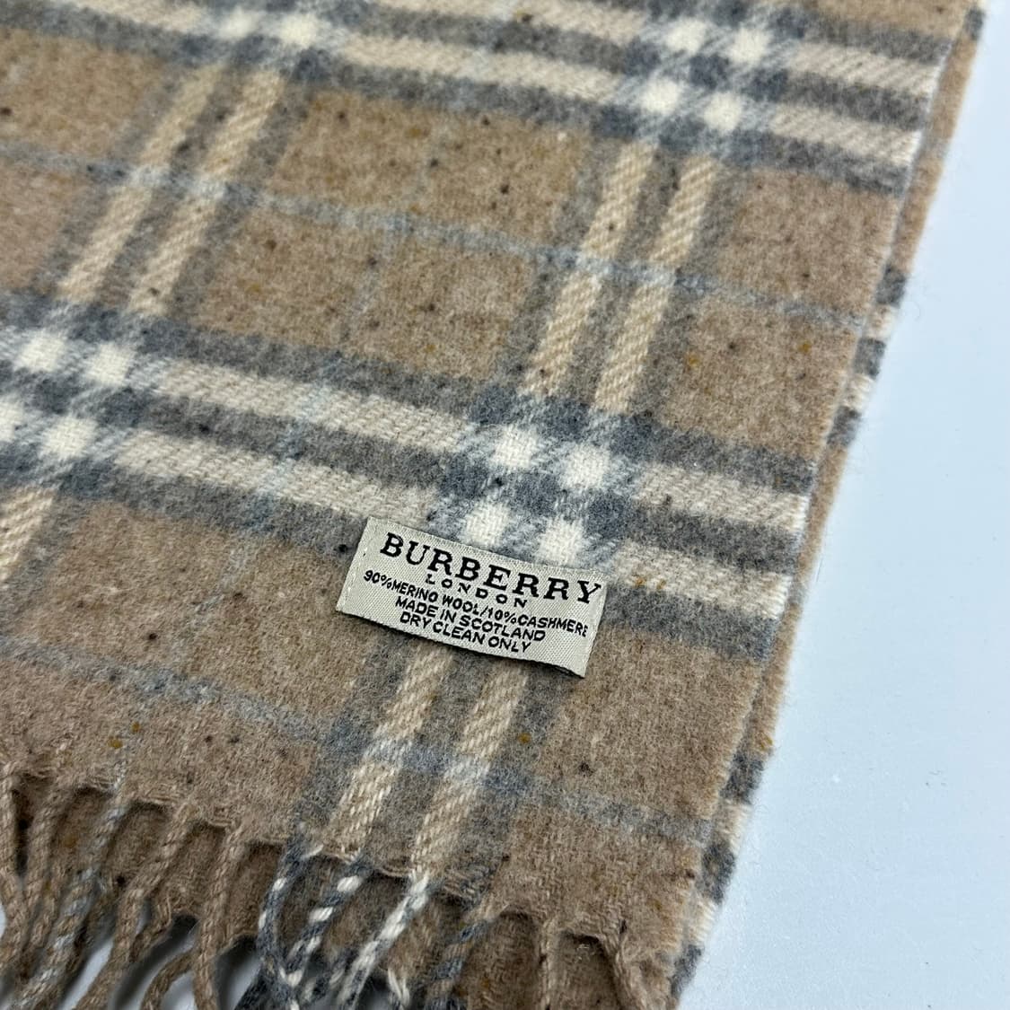 버버리 울 캐시미어 체크 머플러 상품이미지5