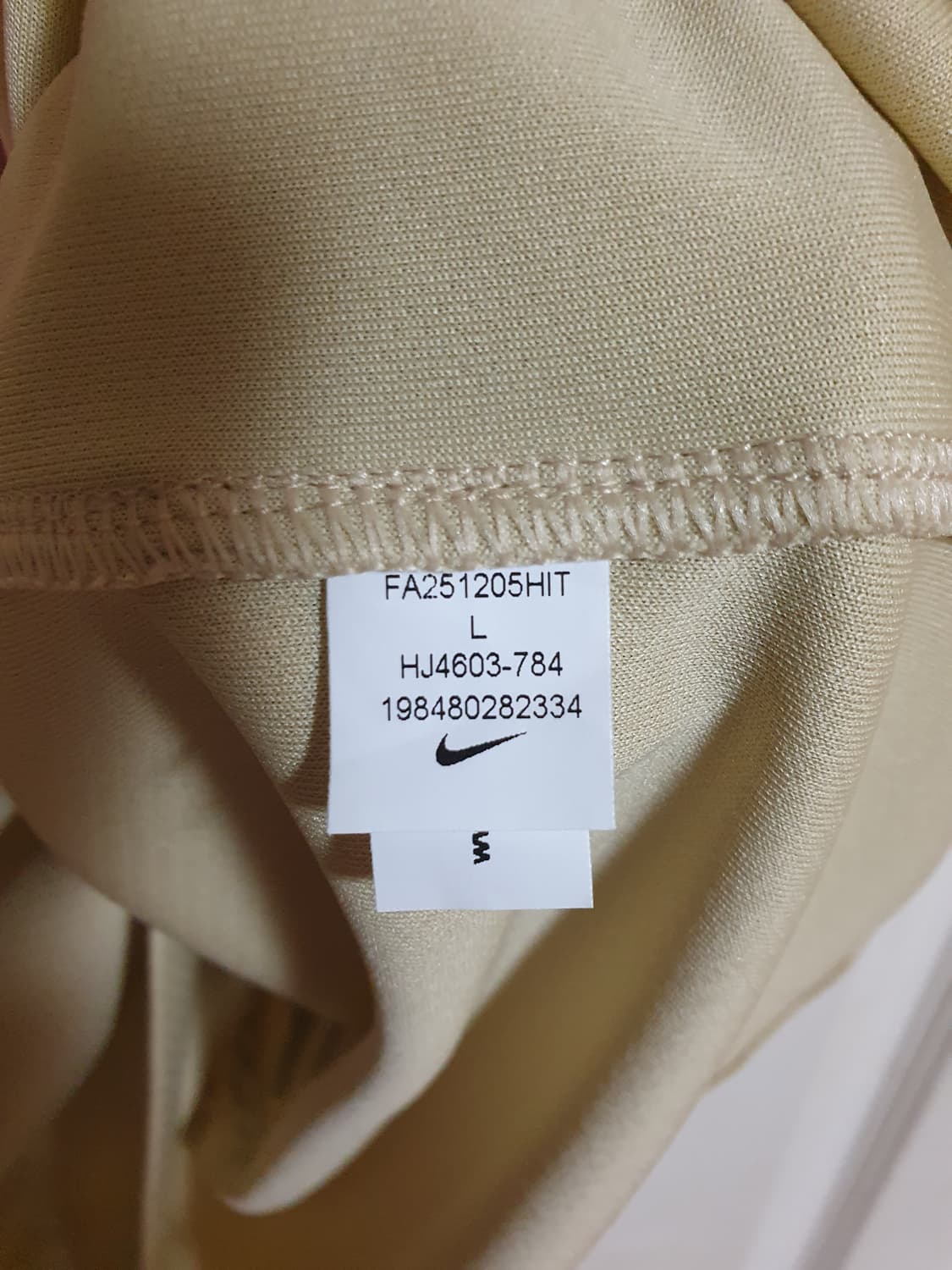 25-26 바르셀로나 어웨이 유니폼 상품이미지3