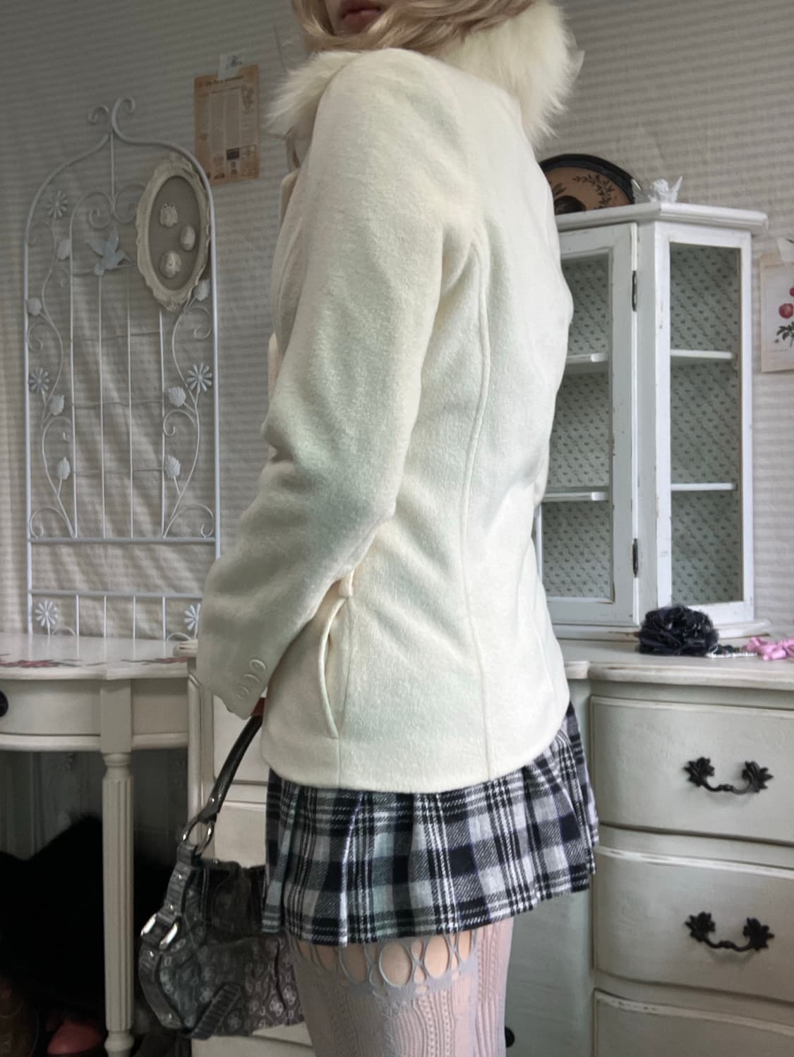 CECIL McBEE 화이트 퍼 코트 상품이미지7