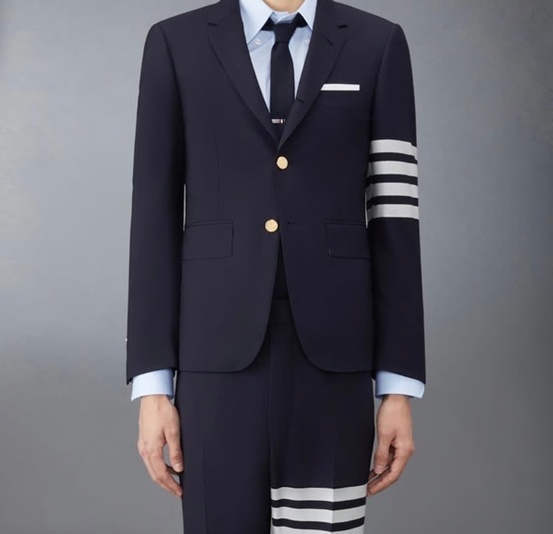 톰브라운 4선 수트 셋업 네이비 새상품 상품이미지2