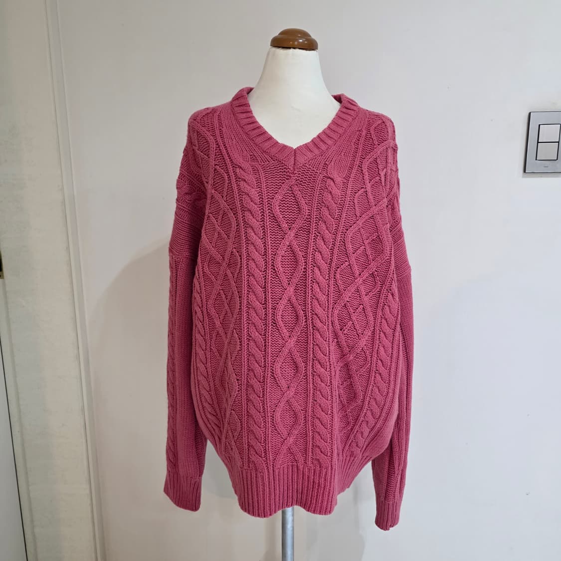 겨울무드 모리걸 꽈배기 브이넥 니트 빅사이즈 상품이미지4