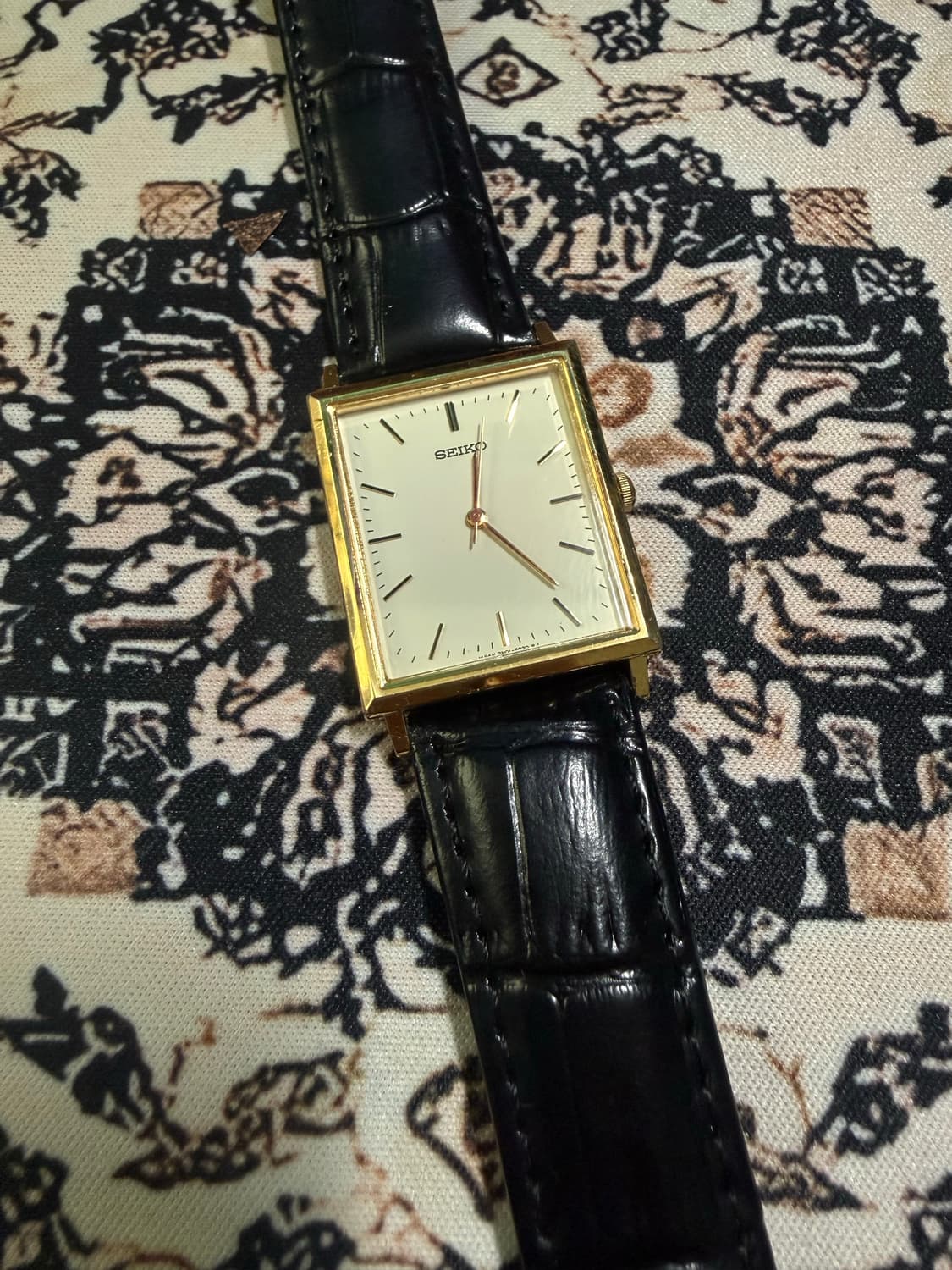 SEIKO 빈티지 쿼츠 시계 상품이미지1