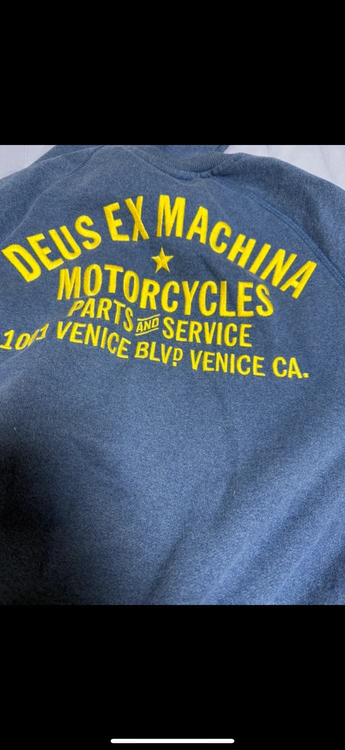 데우스 맨투맨 상품이미지3