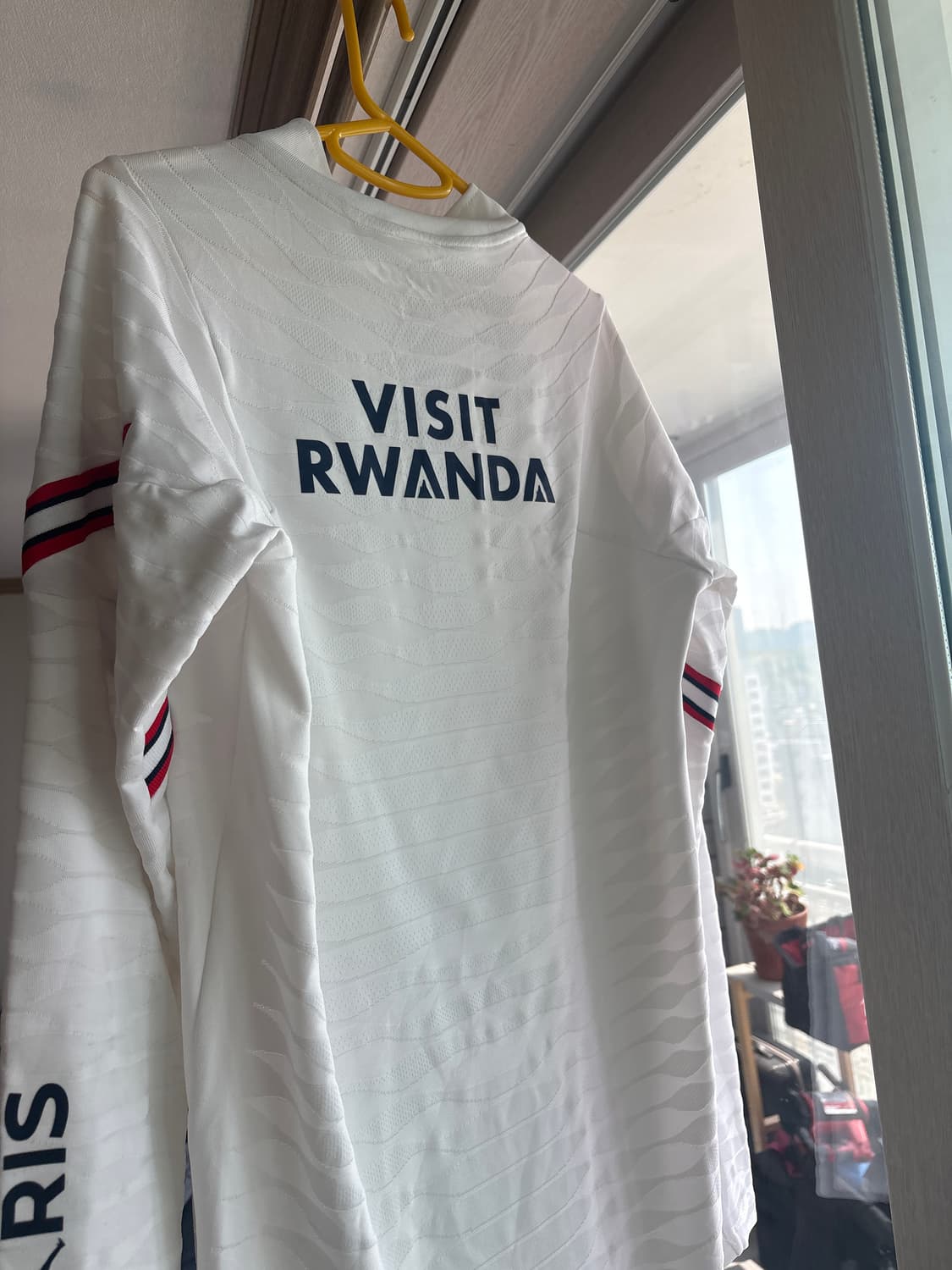 M조던 x 파리생제르망 21-22 화이트 드릴탑 상품이미지2