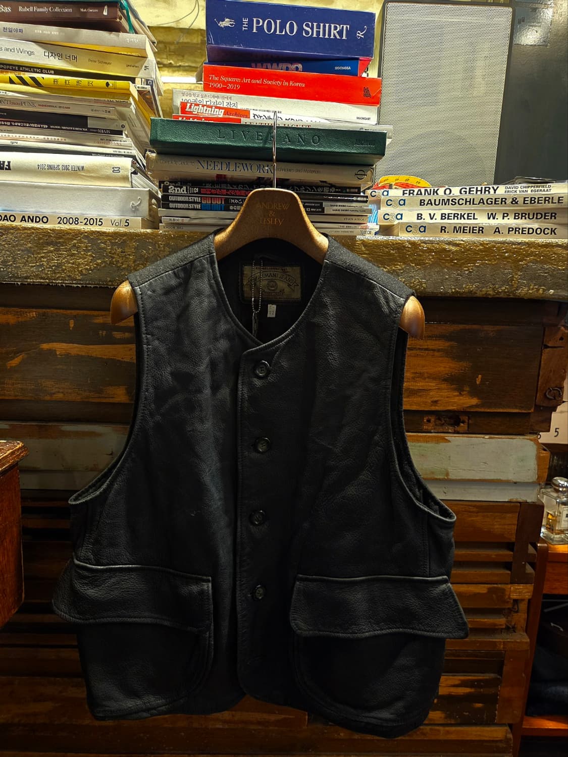 아르마니 카우하이드레더 베스트 상품이미지2