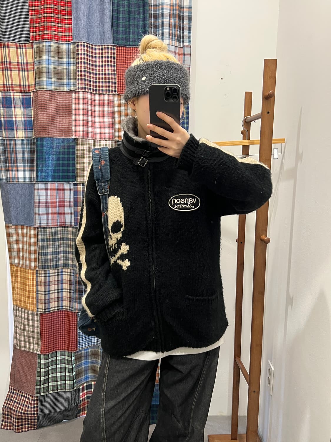 벤슨 블랙 넥버클 스켈레톤 코위찬 무스탕 상품이미지3