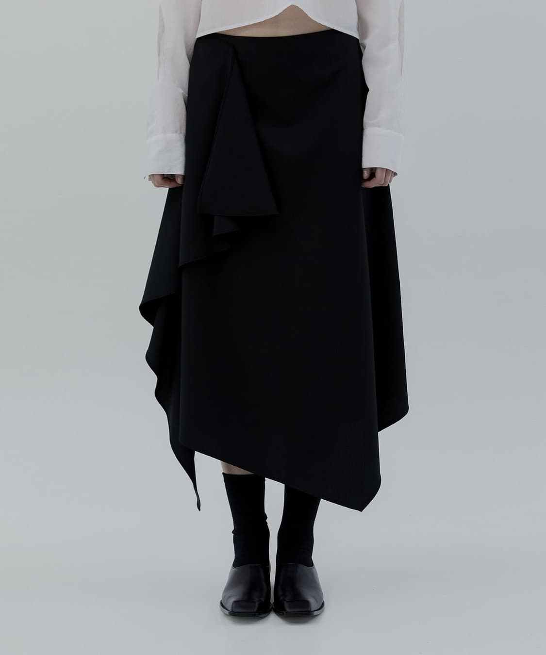 트리밍버드 드레이프 롱 스커트 블랙 상품이미지1