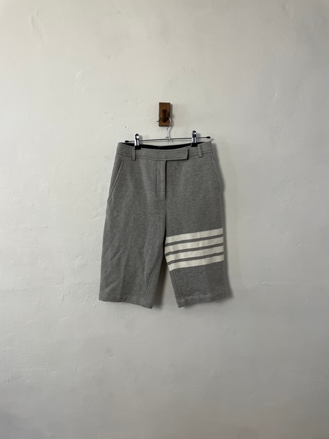 톰브라운 쇼츠  상품이미지1