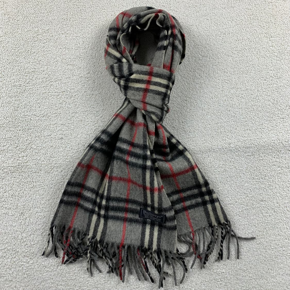 정품 버버리 그레이 노바체크 캐시미어 머플러  상품이미지2