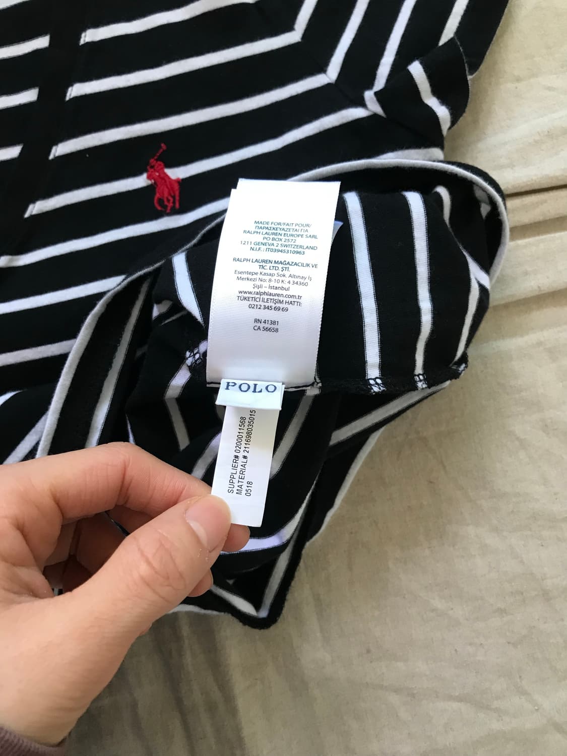 폴로 랄프로렌 포니로고 스트라이프 브이넥 반팔티 상품이미지10