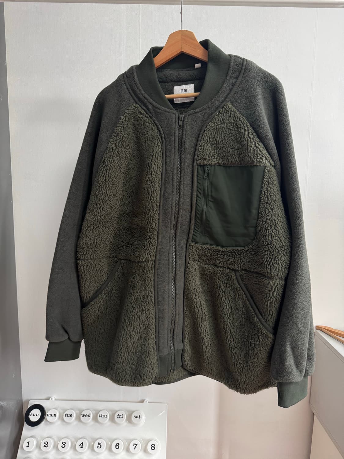 유니클로 화이트마운티니어링 후리스 올리브 상품이미지1