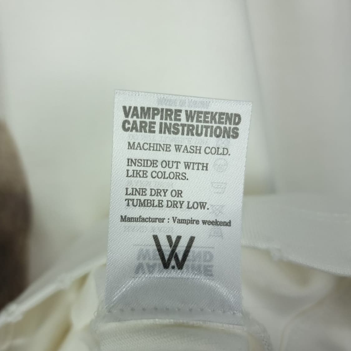 [빈티지] 그래픽 프린팅 오버사이즈 롱슬리브 긴팔티 아이보리 M20119 상품이미지9