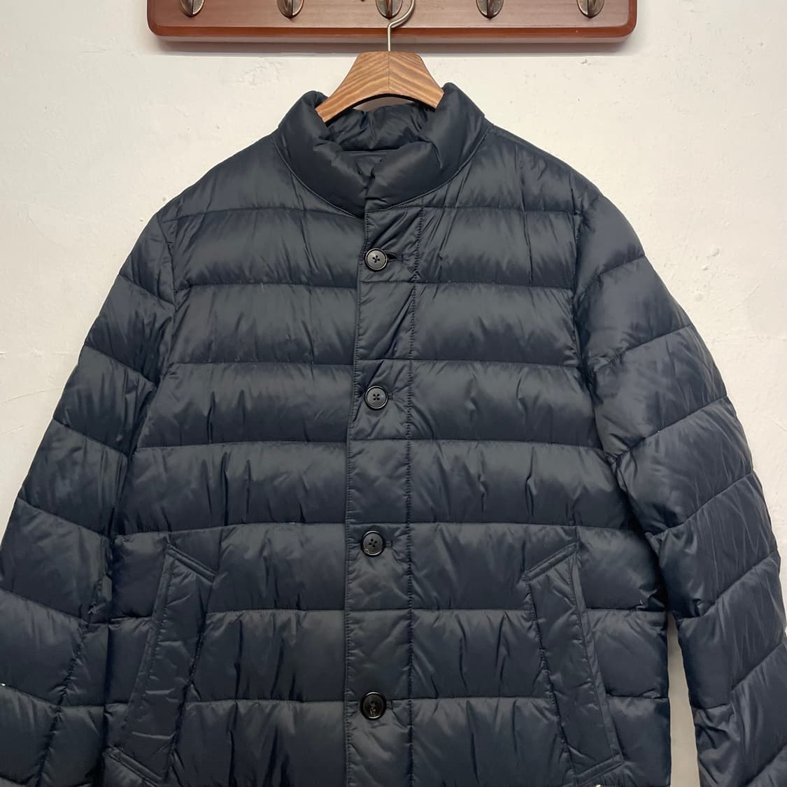 헤지스 블랙 덕 다운 패딩 코트 상품이미지3