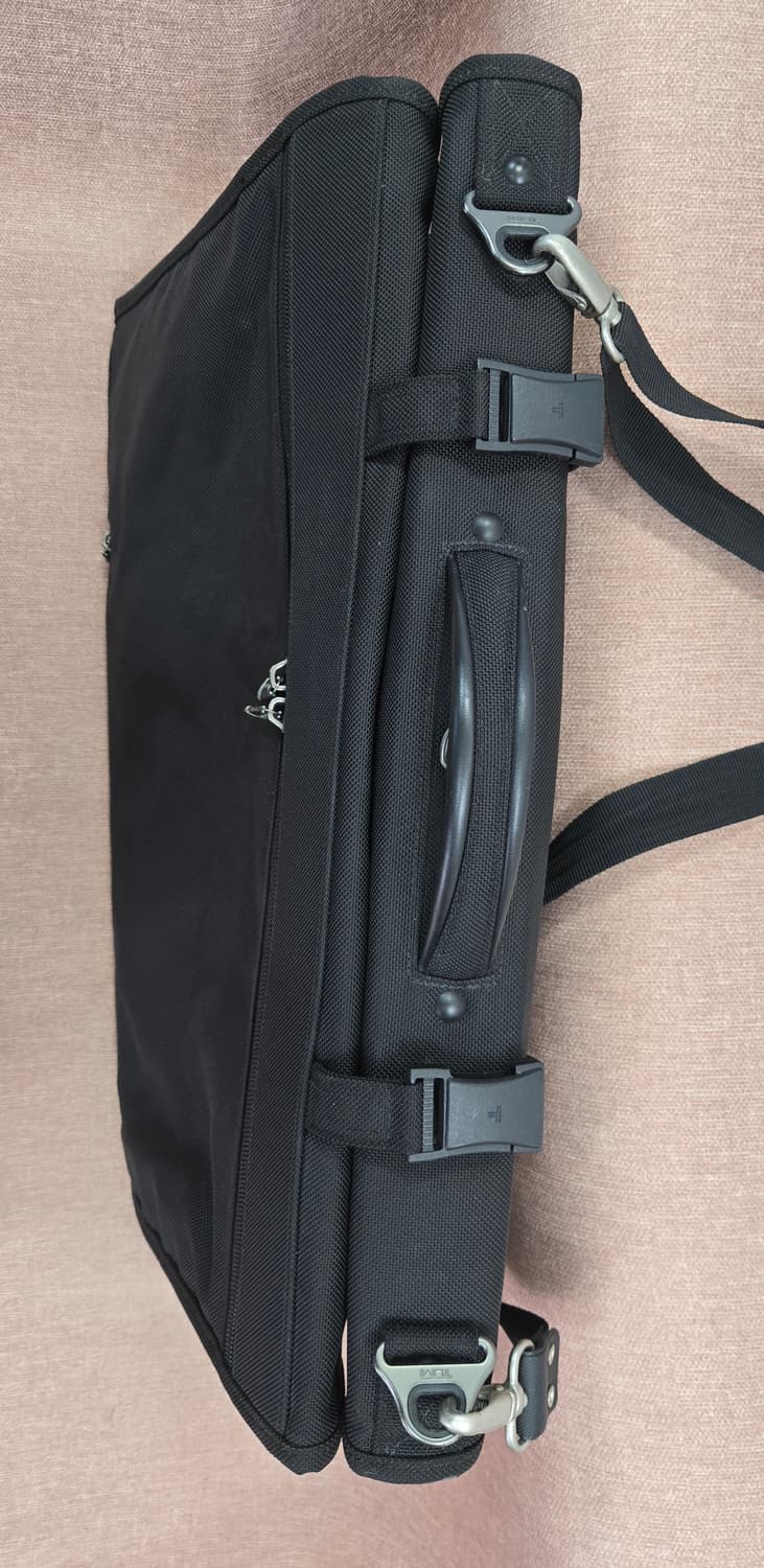 투미(TUMI) 알파 트라이폴드 가먼트 백 상품이미지3