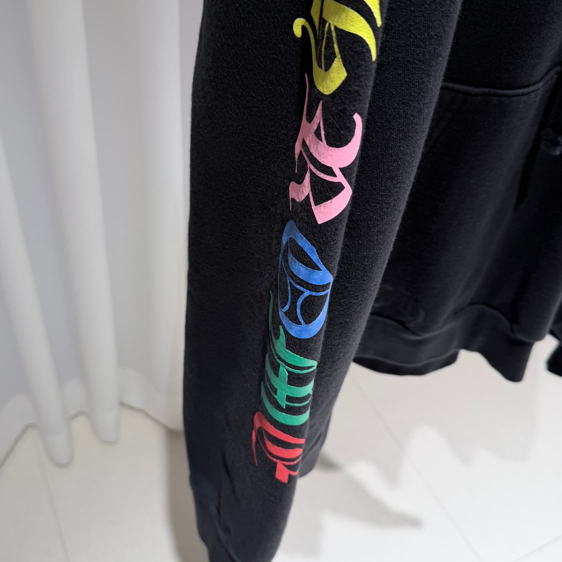 XL / 크롬하츠 멀티컬러 크로스 블랙 후드티셔츠 상품이미지4