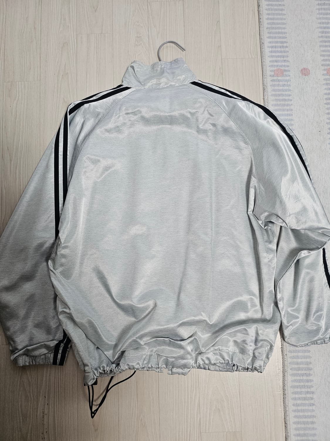 아디다스 실버 바람막이 상품이미지5