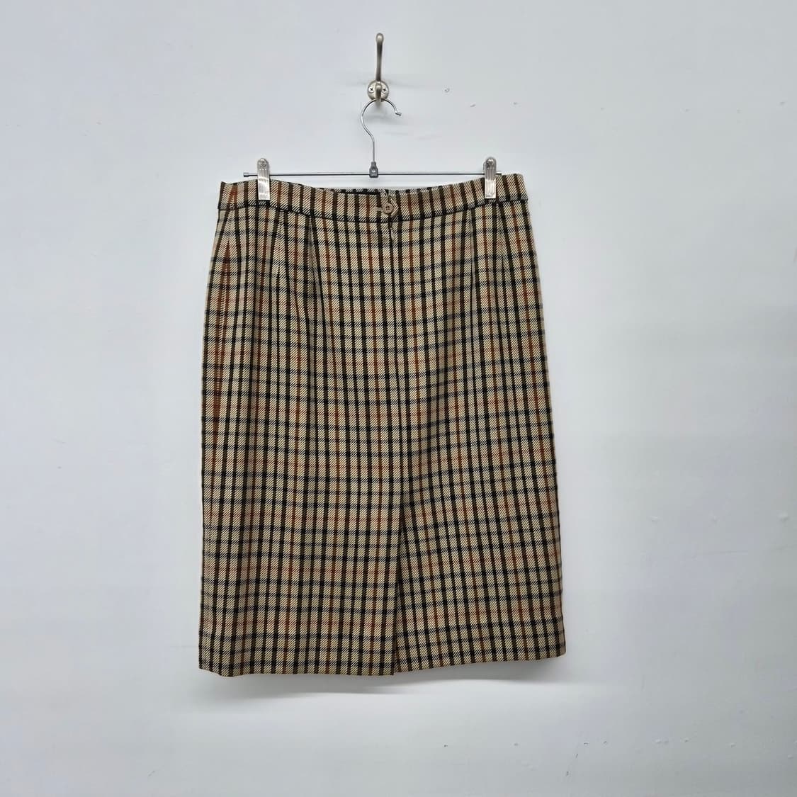 닥스 체크 패턴  스커트 32in 상품이미지4