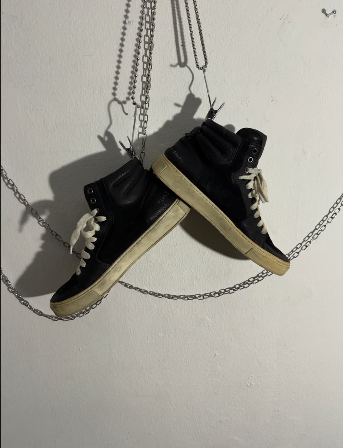 입생로랑 램스킨 하이탑 스니커즈 상품이미지3