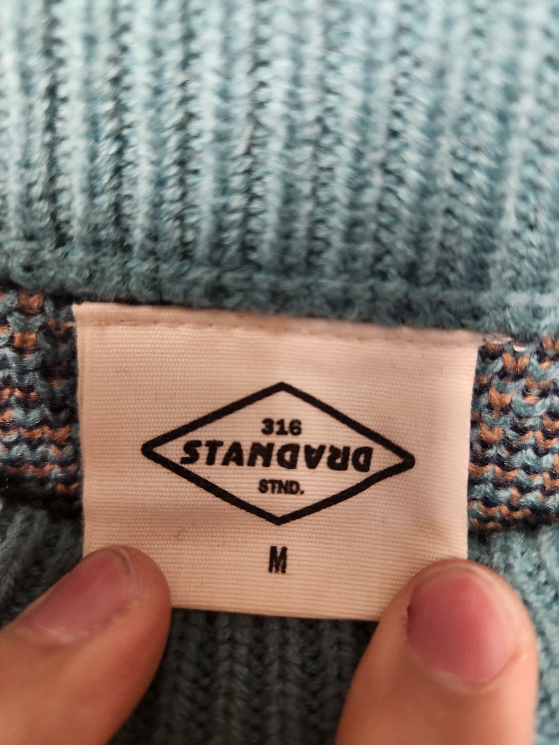 제너럴아이디어 레트로 아가일 오버핏 니트 M 상품이미지4