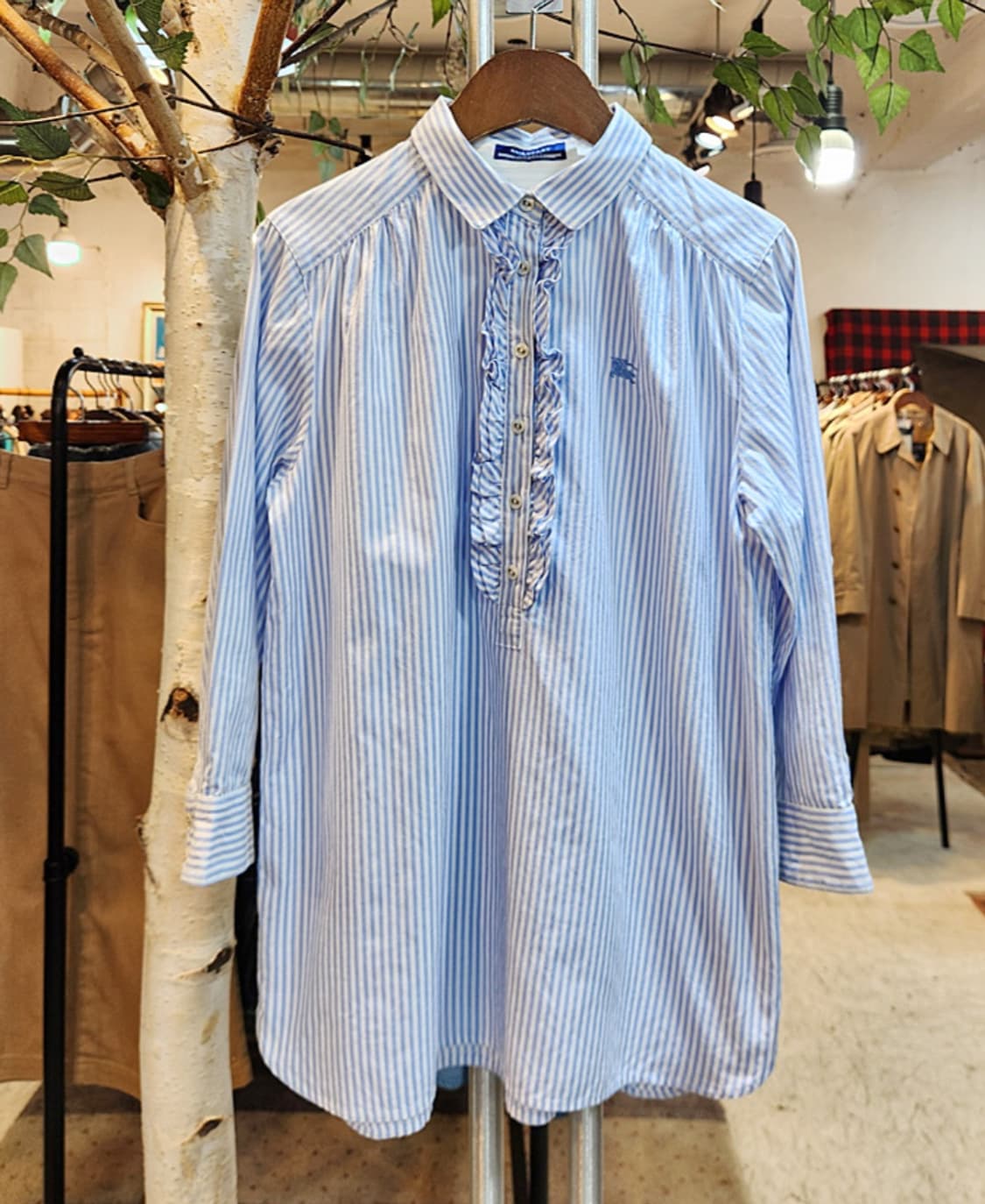 BURBERRY 버버리 런던 블루라벨 스트라이프 카라 셔츠 상품이미지1