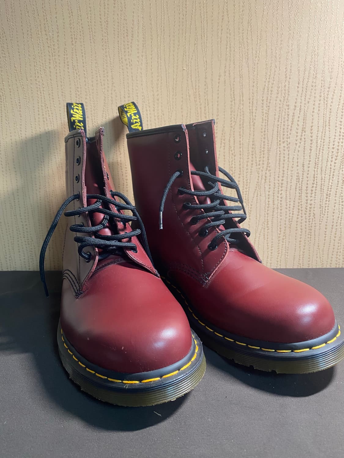 닥터마틴 1460 스무스 레더 레이스업 부츠 체리 레드 상품이미지1