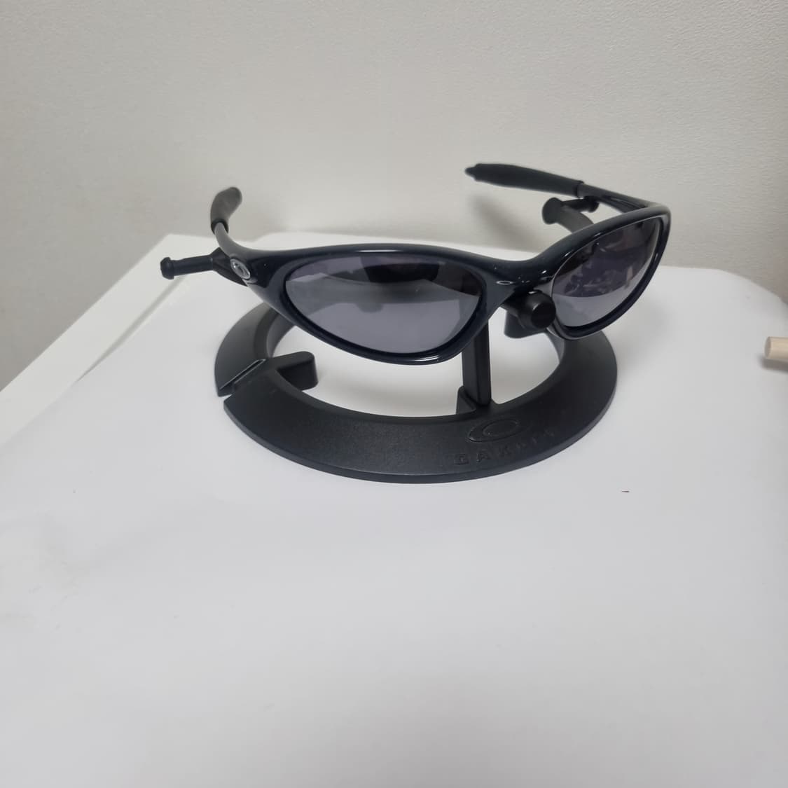 오클리 미뉴트 1.0 펄 다크그레이 상품이미지6