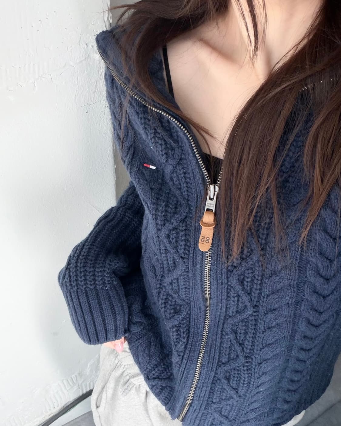 Tommy 타미힐피거 플래그로고 네이비컬러 케이블 니트집업 상품이미지1