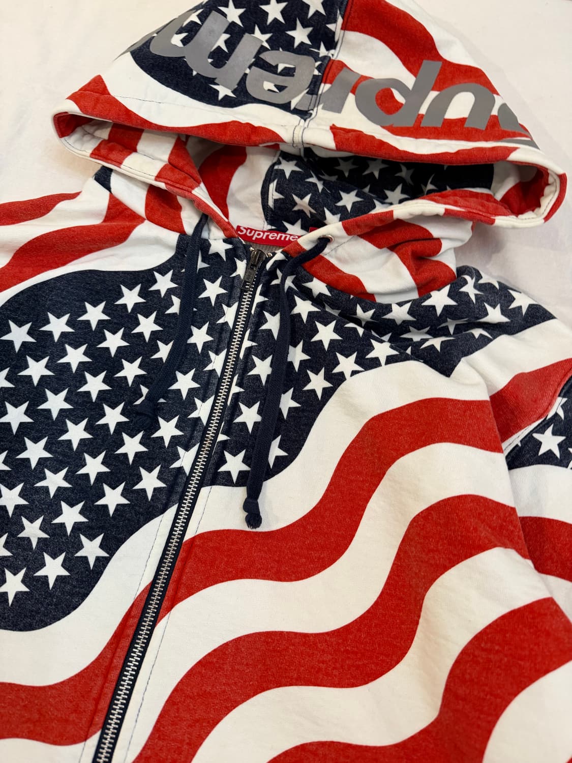 14FW 슈프림 성조기 리플렉티브 후드집업 상품이미지2