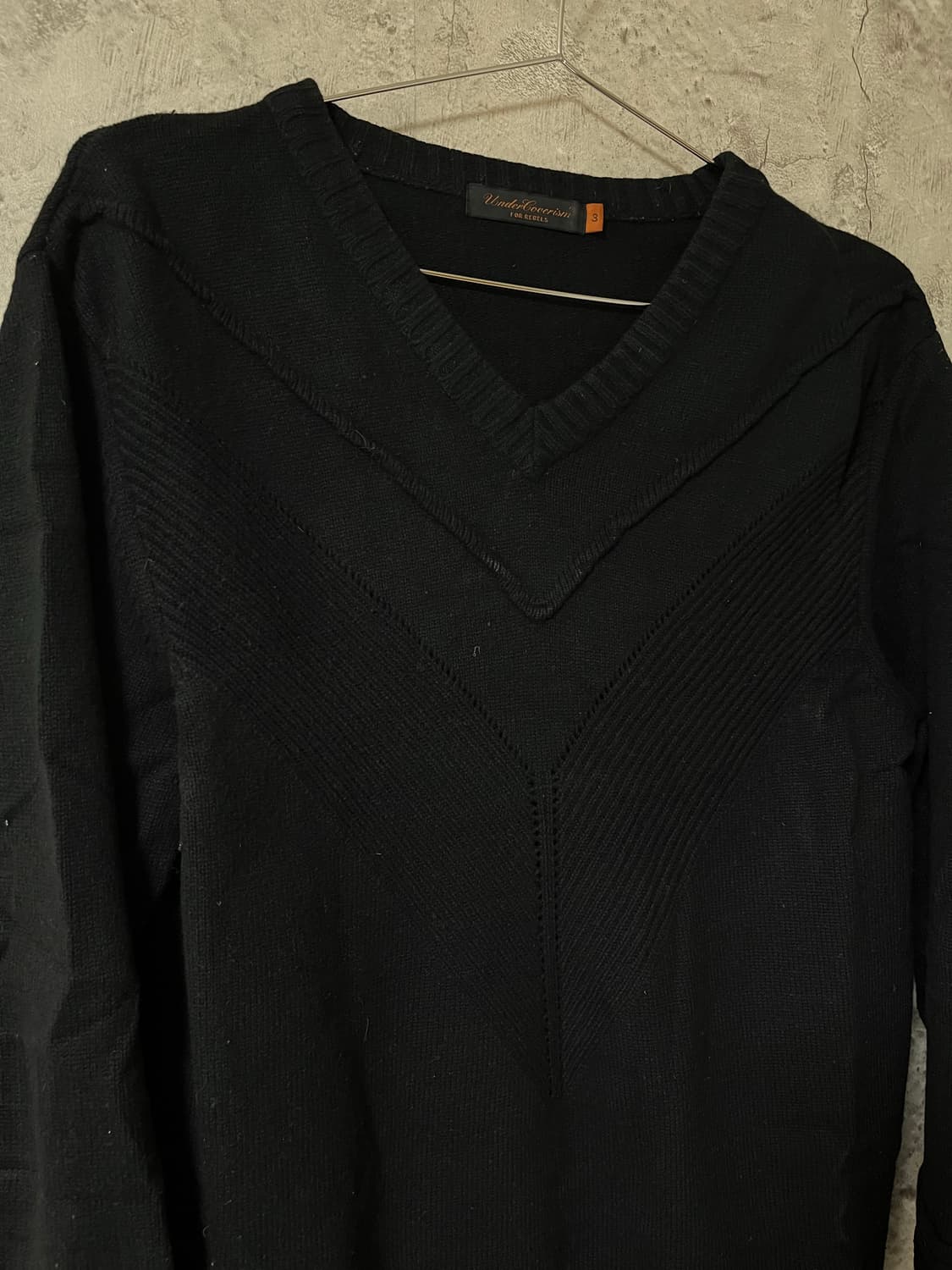 언더커버 아카이브 브이넥 니트 상품이미지3