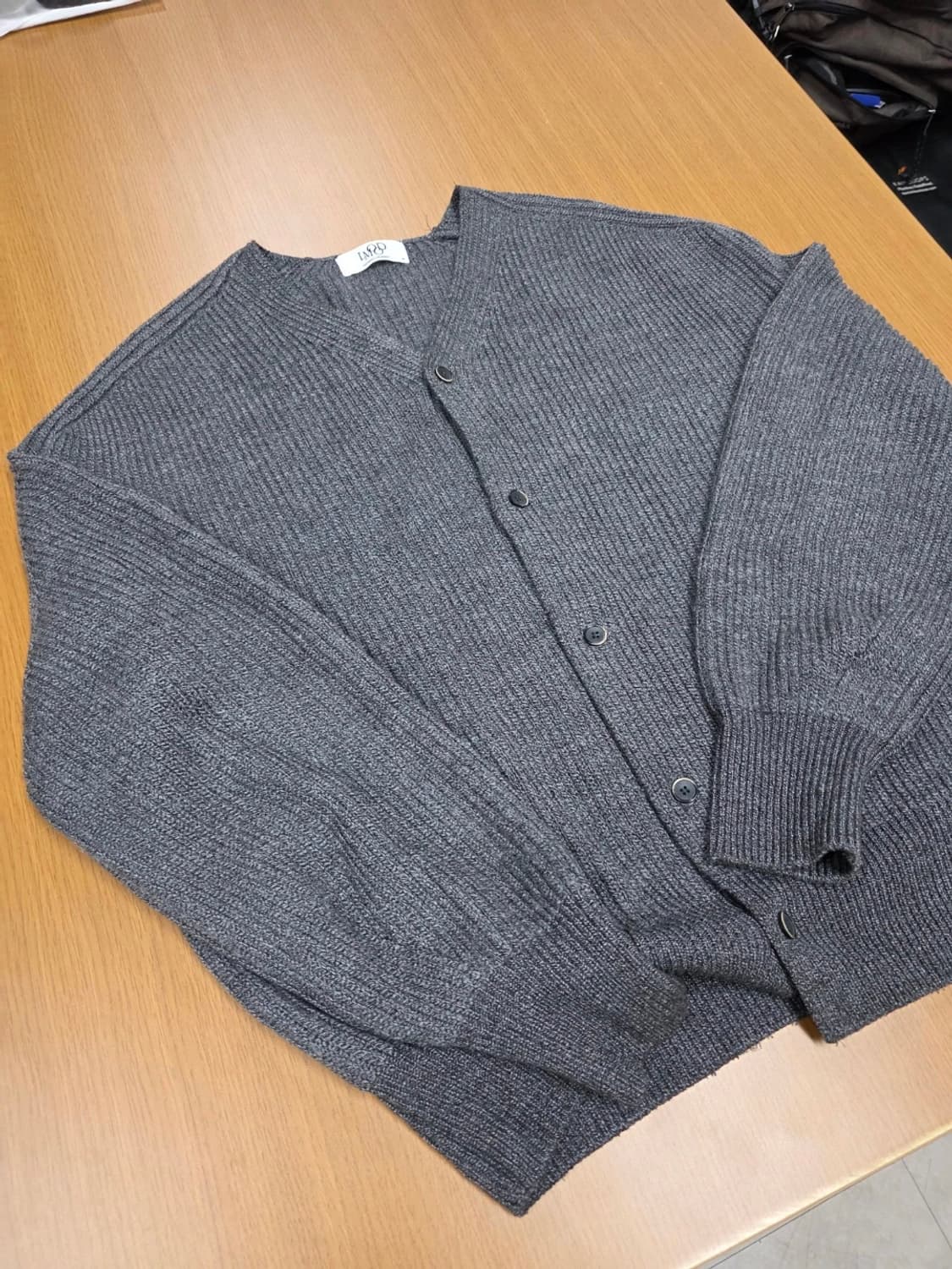 엘무드 오버핏 가디건 상품이미지4