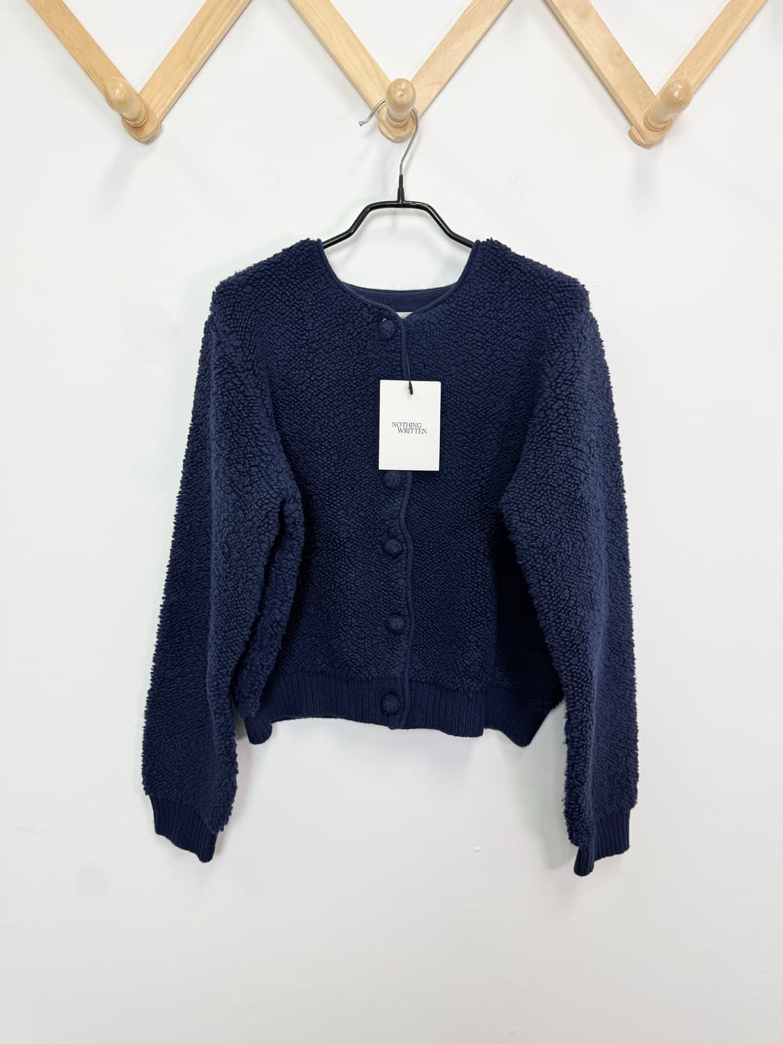 새상품 NOTHING WRITTEN 낫띵리튼 레트 부클 가디건 상품이미지4