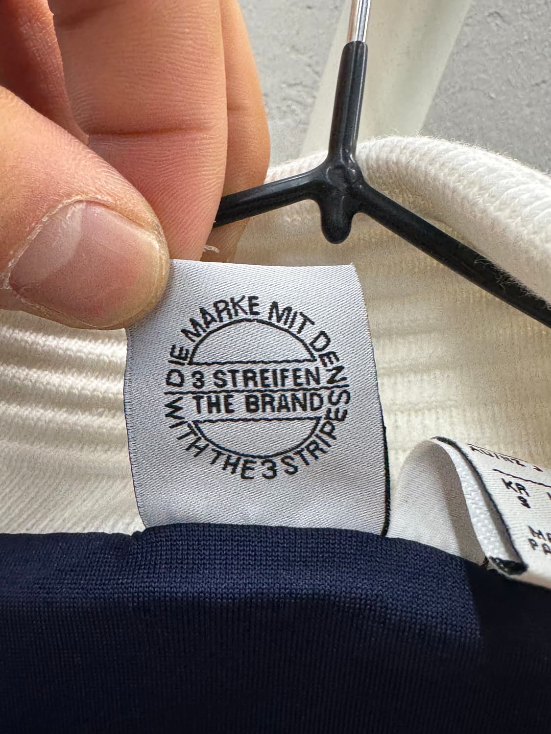 아디다스 벨벳 코듀로이 트랙탑 네이비 S 상품이미지6