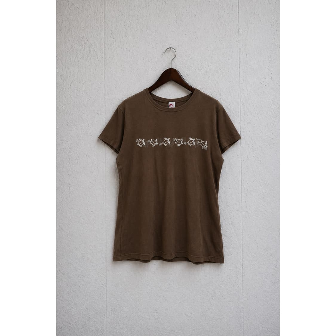 거북이 포인트 갈색 티셔츠 상품이미지2