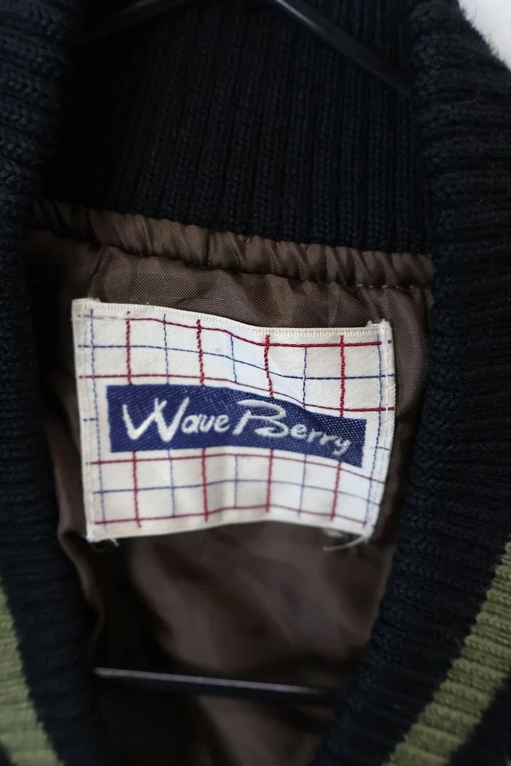 Wave Berry Wool Varsity Jacket 상품이미지5